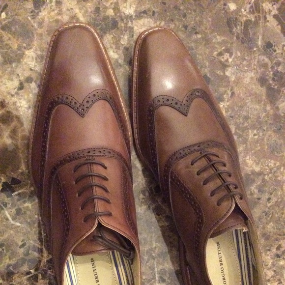 NEW MEN’S LEATHER SHOES BROWN WINGTIPS - Picture 5 of 6